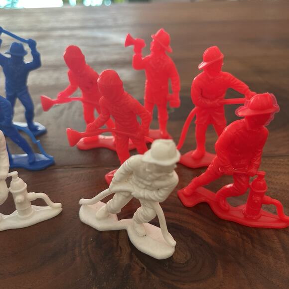 Vintage Tim Mee Plastic Firemen Red, White & Blue Lot of 14 - Picture 3 of 7